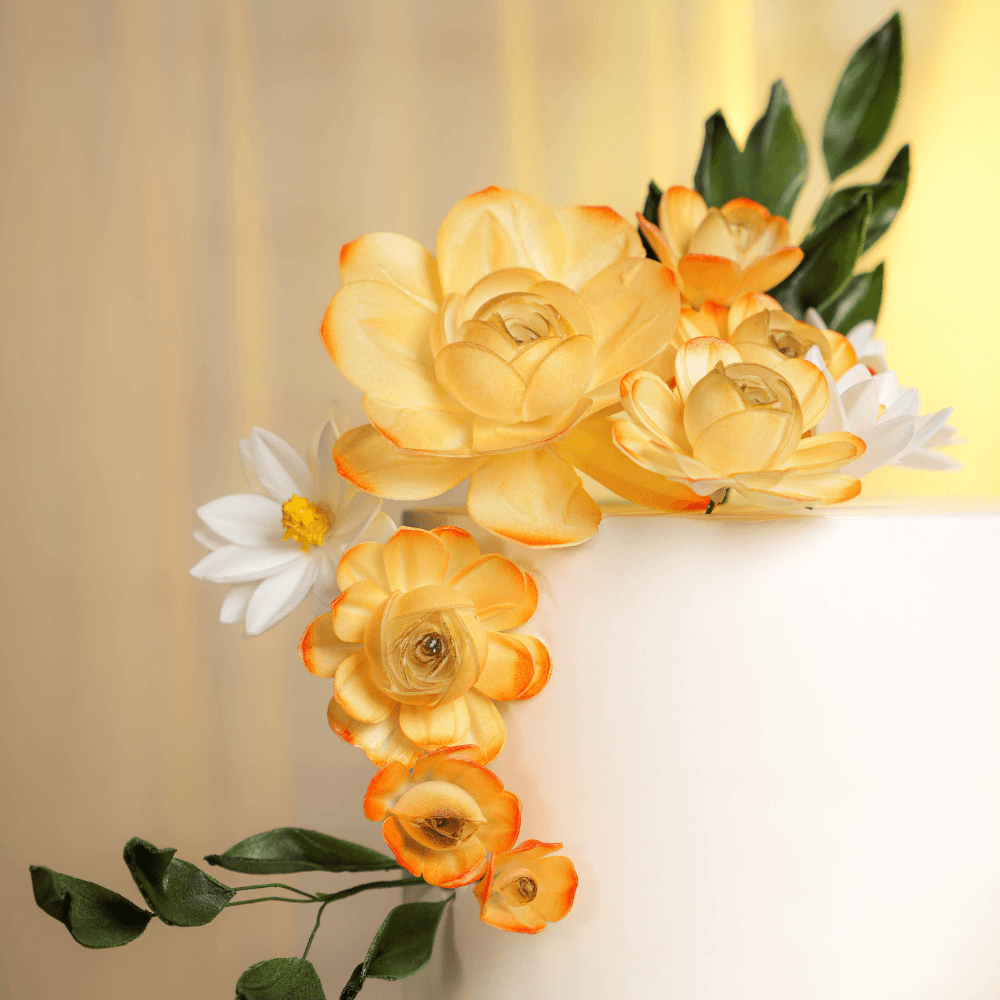 13200 - باقة ورد  Schisandra Bouquet